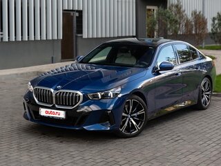 2023 BMW 5 серии 520d xDrive VIII (G60/G61/G68), синий, 7350000 рублей, вид 1