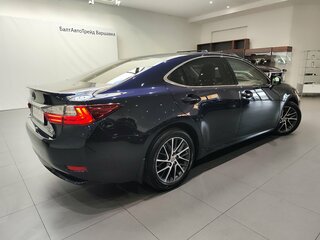 2016 Lexus ES 200 VI Рестайлинг, синий, 2535000 рублей, вид 4