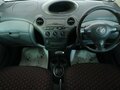 2002 Toyota Vitz I (P10), красный, 479000 рублей - вид 11