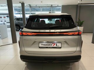 2025 Chery Tiggo 7L I, серебристый, 2735000 рублей, вид 5