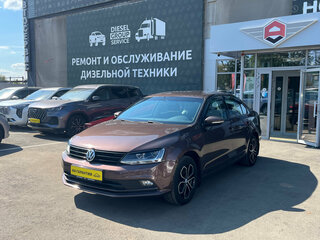 2014 Volkswagen Jetta VI Рестайлинг, коричневый, 935000 рублей, вид 3