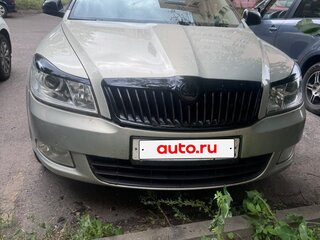 2012 Skoda Octavia II (A5) Рестайлинг, белый, 1130000 рублей, вид 1
