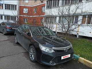 2016 Toyota Camry VII (XV50) Рестайлинг, чёрный, 1800000 рублей, вид 2