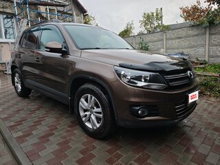 2015 Volkswagen Tiguan I Рестайлинг, коричневый, 1650000 рублей, вид 1