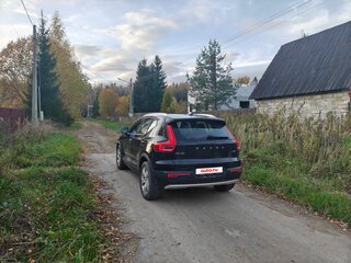 2019 Volvo XC40 I, чёрный, 2500000 рублей, вид 4