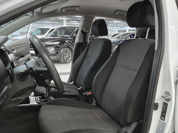 2017 Kia Rio IV, белый, 819000 рублей - вид 5