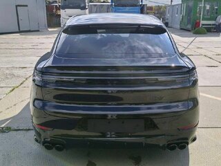 2026 Porsche Cayenne GTS Coupé III Рестайлинг, чёрный, 25900000 рублей, вид 5