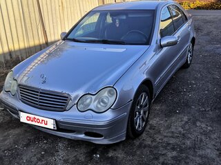 2003 Mercedes-Benz C-Класс 200 II (W203), серебристый, 320000 рублей, вид 1