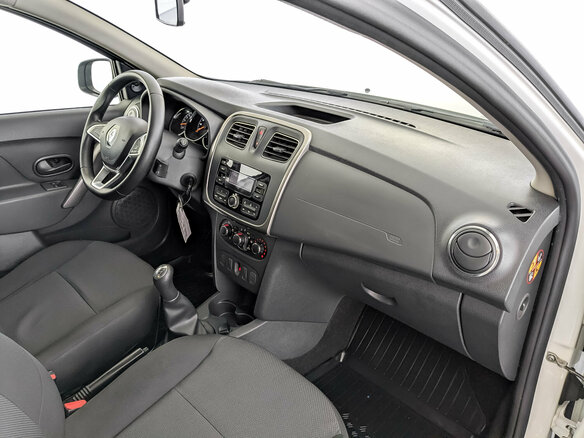 2018 Renault Logan II Рестайлинг, белый, 870000 рублей - вид 10