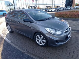 2012 Hyundai Solaris I, серый, 649000 рублей, вид 2