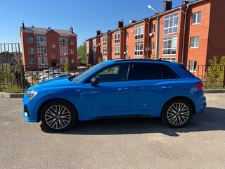 2019 Audi Q3 35 TFSI II (F3), голубой, 2590000 рублей, вид 4