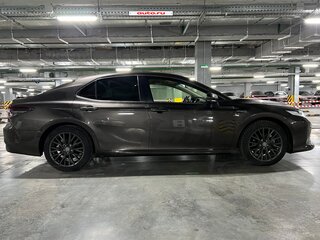 2022 Toyota Camry VIII (XV70) Рестайлинг, серый, 2850000 рублей, вид 5