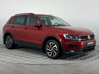 2019 Volkswagen Tiguan II, красный, 1850000 рублей, вид 3