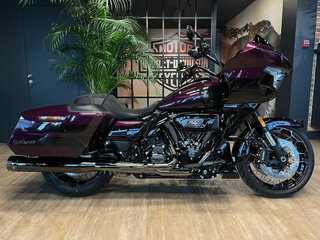 2025 Harley-Davidson CVO Road Glide, фиолетовый, 6500000 рублей, вид 2