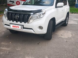 2015 Toyota Land Cruiser Prado 150 Series Рестайлинг 1, белый, 3500000 рублей, вид 1