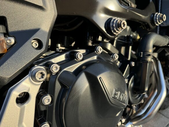 2020 BMW F 900 R, синий - вид 11