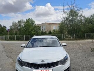 2018 Kia Optima IV Рестайлинг, белый, 1570000 рублей, вид 2