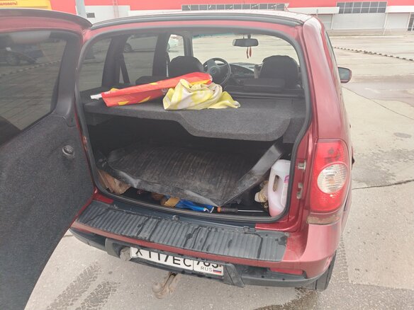 2011 Chevrolet Niva I Рестайлинг, красный, 400000 рублей - вид 11