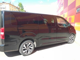 2020 Peugeot Traveller Long I, чёрный, 2770000 рублей, вид 3