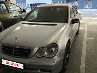 2002 Mercedes-Benz C-Класс 200 II (W203), серебристый, 510000 рублей, вид 3