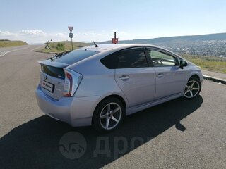 2012 Toyota Prius III Рестайлинг (XW30), серый, 1125000 рублей, вид 3