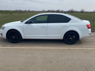 2016 Skoda Octavia III (A7), белый, 1450000 рублей, вид 4