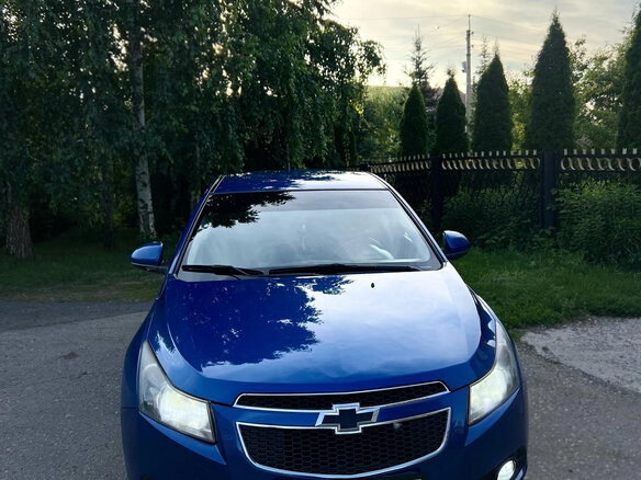 2011 Chevrolet Cruze I, синий, 560000 рублей