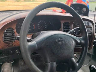 2002 Hyundai Starex I Рестайлинг, серый, 440000 рублей, вид 5