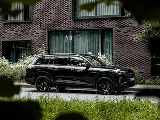 2023 Audi Q6 50 TFSI, чёрный, 9499999 рублей, вид 5