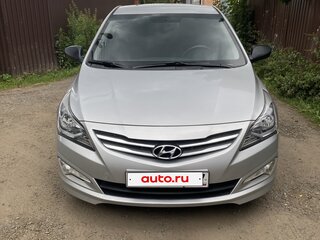 2016 Hyundai Solaris I Рестайлинг, серебристый, 1000000 рублей, вид 2