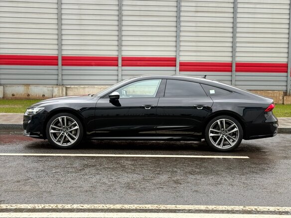 2022 Audi A7 55 TFSI II (4K), чёрный, 6000000 рублей - вид 8