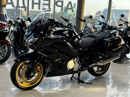 2022 Yamaha FJR1300, чёрный, 1550000 рублей, вид 2