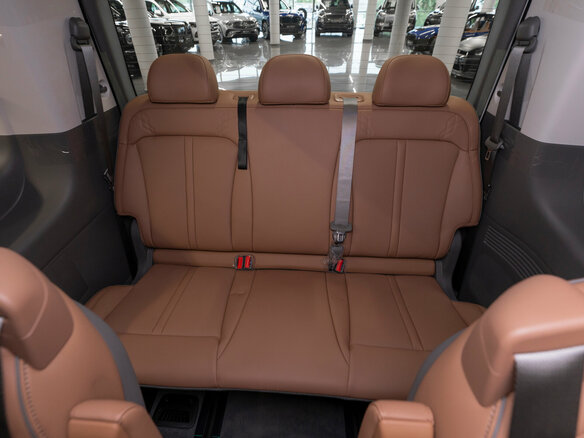 2025 Hyundai Staria I, белый - вид 14