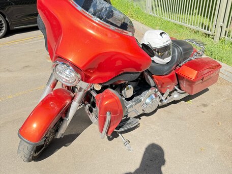 2010 Harley-Davidson Street Glide, оранжевый, 1100000 рублей, вид 1