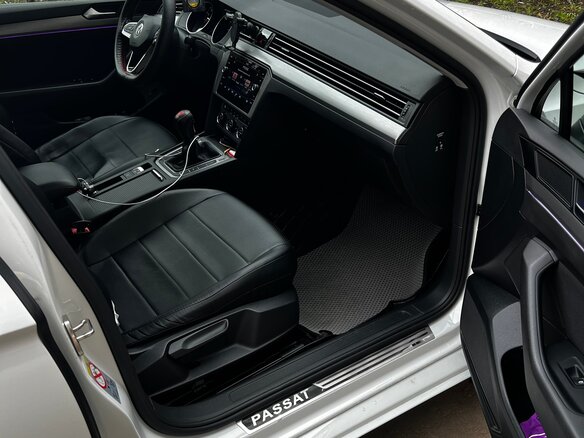 2020 Volkswagen Passat B8 Рестайлинг, белый, 2070000 рублей - вид 14