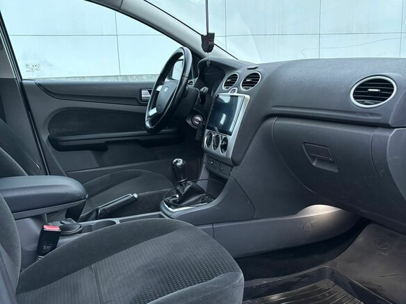 2005 Ford Focus II, белый, 410000 рублей - вид 13