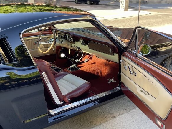 1966 Ford Mustang I, чёрный, 11000000 рублей - вид 9