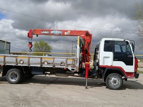 1993 Isuzu Forward (F-Series), белый, 2300000 рублей, вид 1