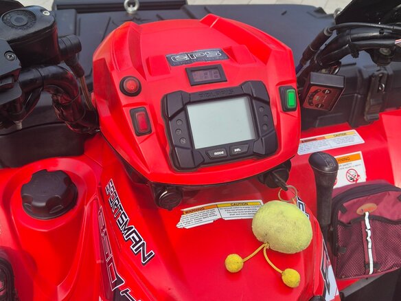 2010 Polaris Sportsman 850, красный, 670000 рублей - вид 12
