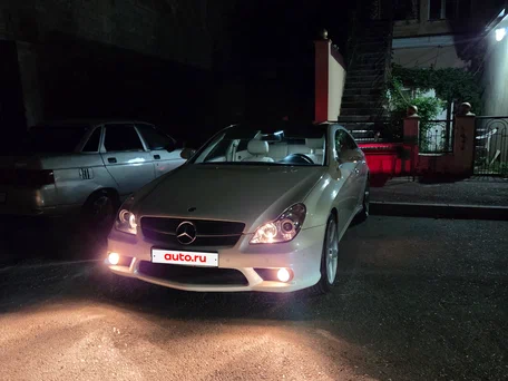 2005 Mercedes-Benz CLS 500 I (C219), белый, 2090000 рублей, вид 1