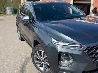 2019 Hyundai Santa Fe IV, серый, 3150000 рублей, вид 2