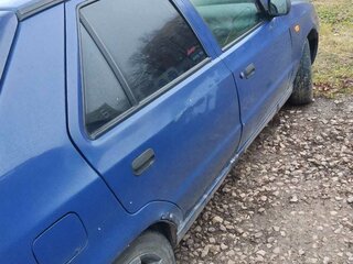 1998 Skoda Felicia I Рестайлинг, синий, 70000 рублей, вид 4