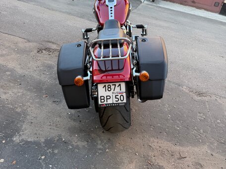 2018 Harley-Davidson Fat Boy, красный, 1950000 рублей, вид 5
