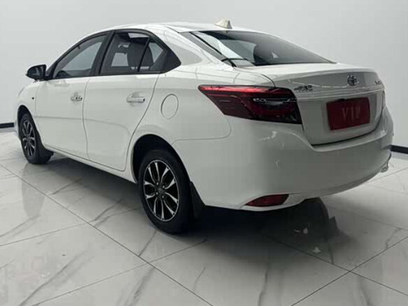 2022 Toyota Vios III, белый - вид 3