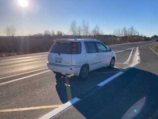 1998 Toyota Raum I, белый, 520000 рублей, вид 4