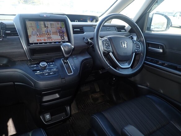 2018 Honda Freed II, белый, 1580000 рублей - вид 16