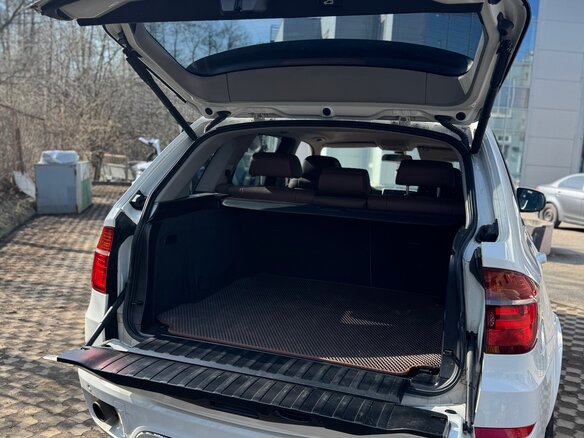 2012 BMW X5 30d II (E70) Рестайлинг, белый, 2350000 рублей - вид 14