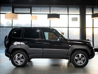 2023 Lada (ВАЗ) Niva Travel I, чёрный, 960000 рублей, вид 4