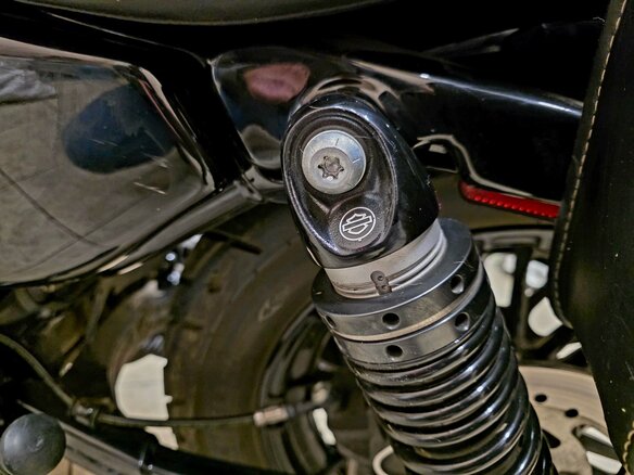 2021 Harley-Davidson Sportster 1200, серый, 1250000 рублей - вид 17