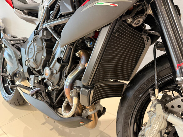 2021 MV Agusta Brutale 800, серебристый, 1450000 рублей - вид 6